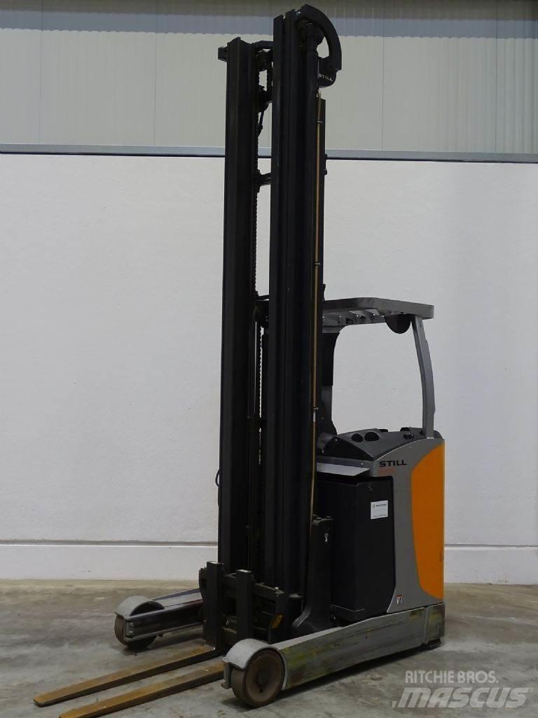 Still FM-X17 Reach truck