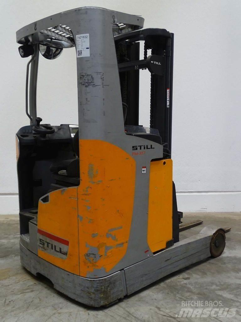 Still FM-X17 Reach truck