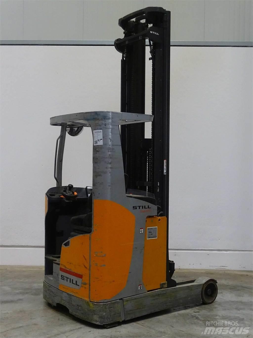 Still FM-X17 Reach truck