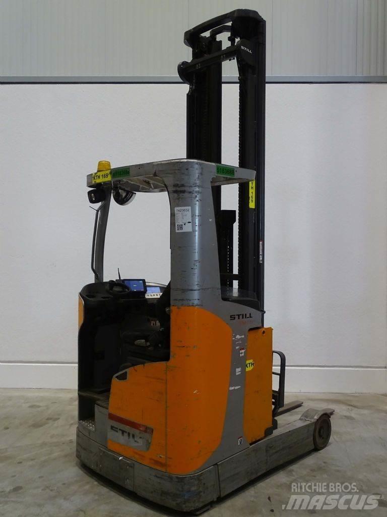 Still FM-X17 Reach truck