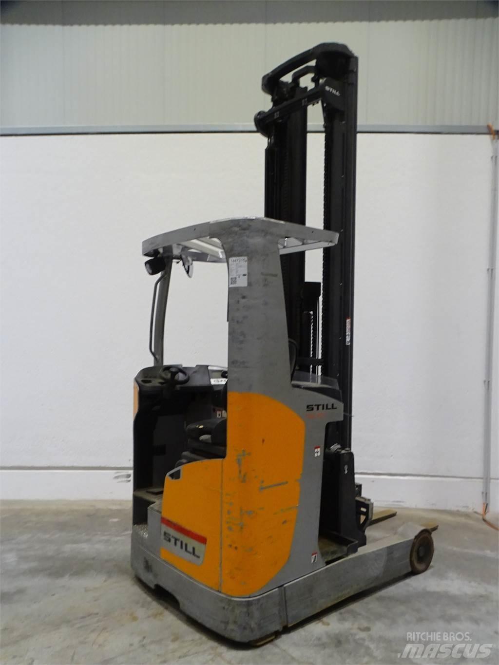 Still FM-X17 Reach truck