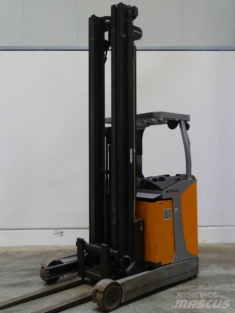 Still FM-X17 Reach truck