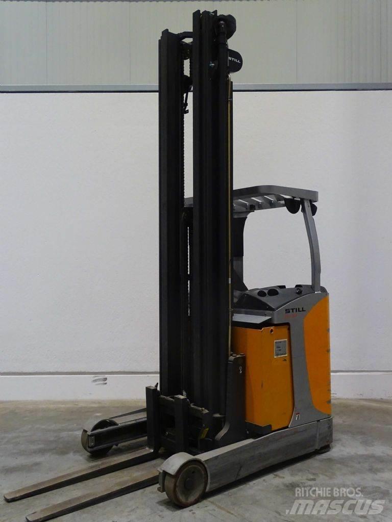 Still FM-X17 Reach truck