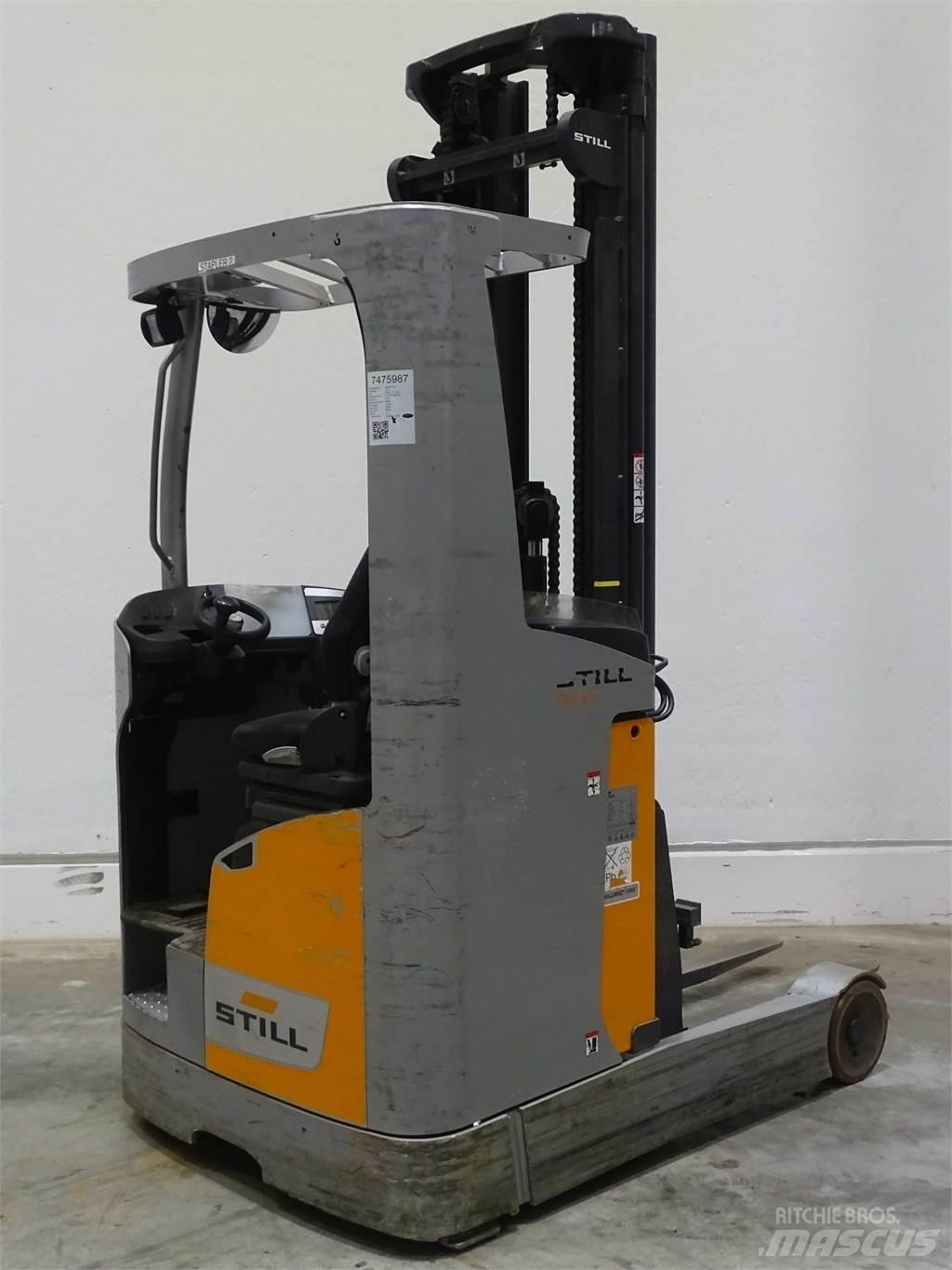 Still FM-X17 Reach truck
