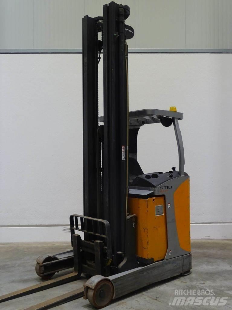 Still FM-X17 Reach truck