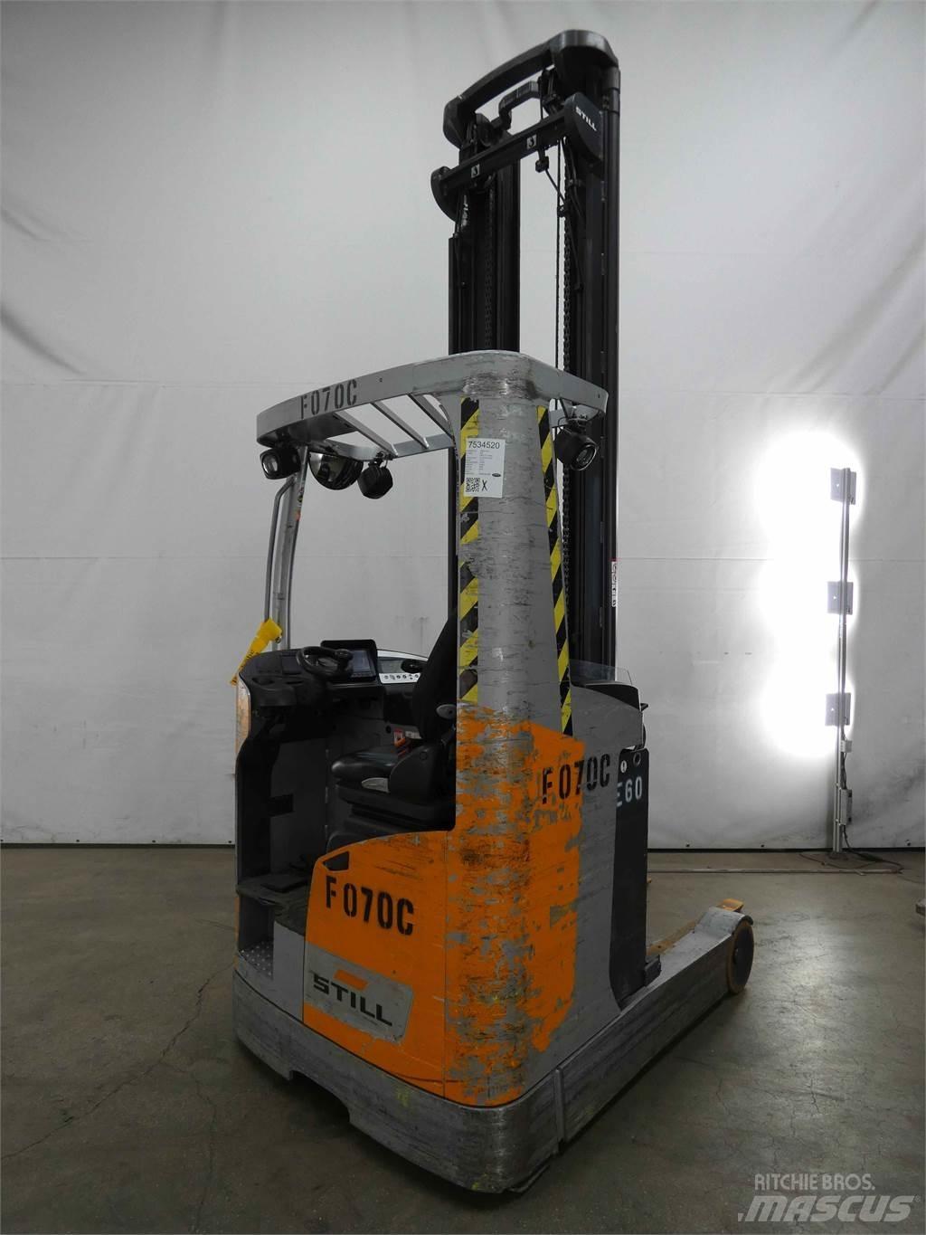 Still FM-X17 Reach truck
