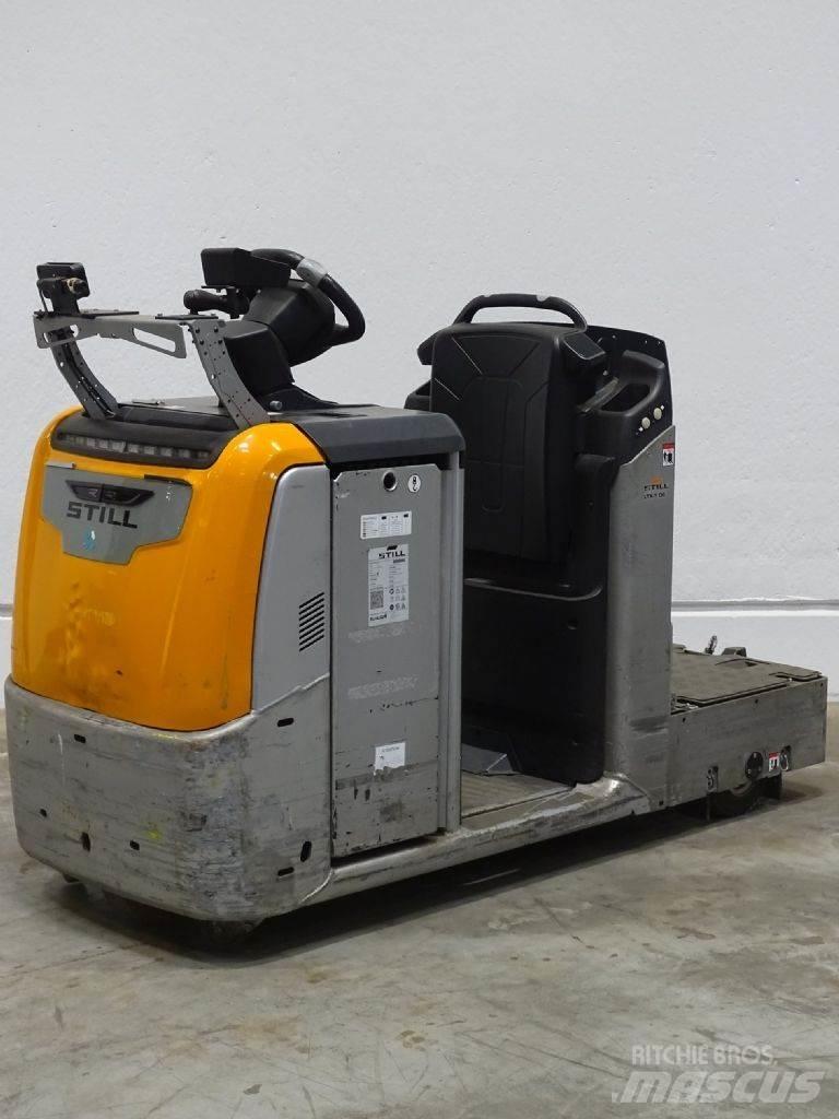 Still LTX-T06 Towing truck