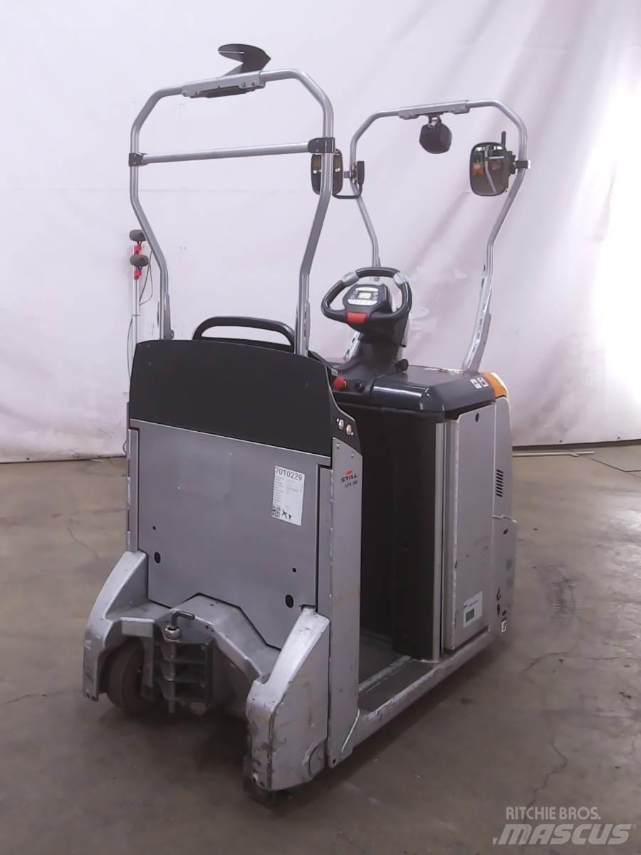 Still LTX50 Towing truck