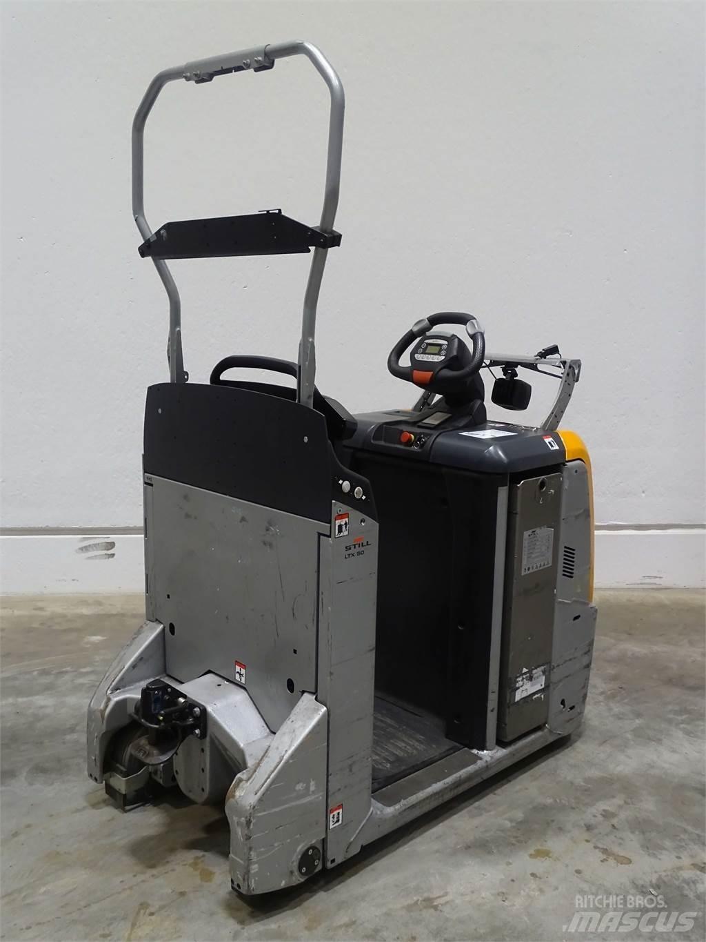 Still LTX50 Towing truck