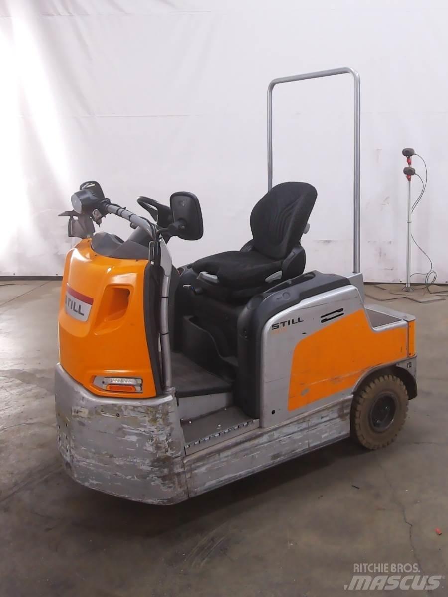 Still LTX70 Towing truck