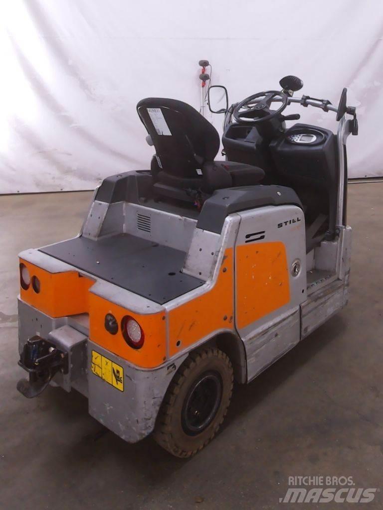Still LTX70 Towing truck