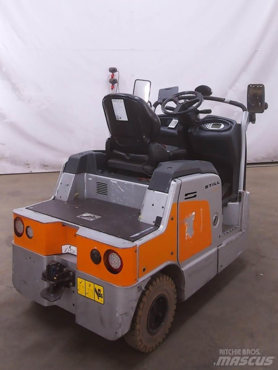 Still LTX70 Towing truck