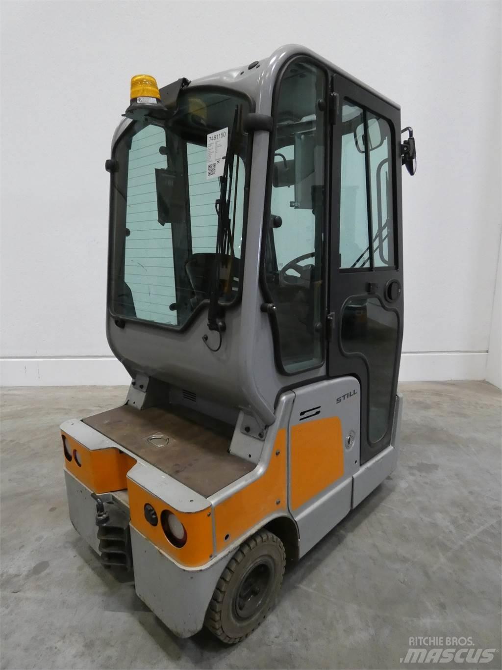 Still LTX70 Towing truck