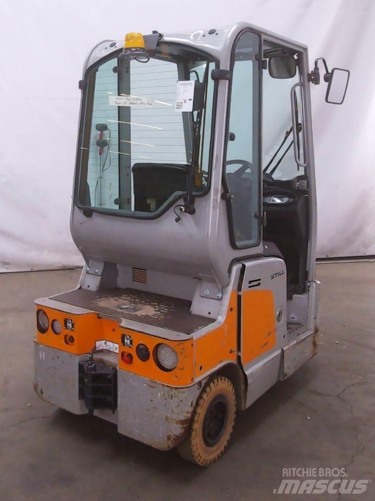 Still LTX70 Towing truck