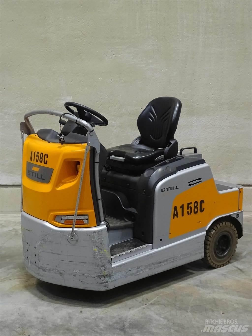 Still LTX70 Towing truck