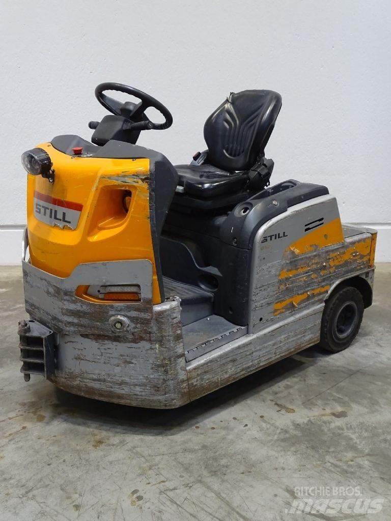 Still LTX80 Towing truck