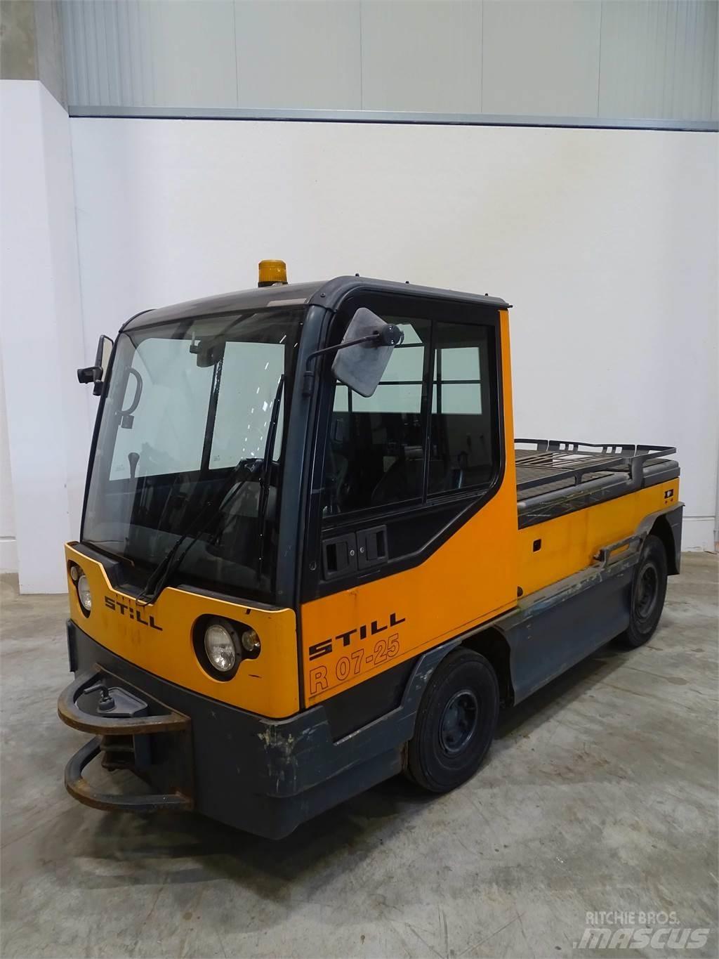 Still R07-25 Towing truck