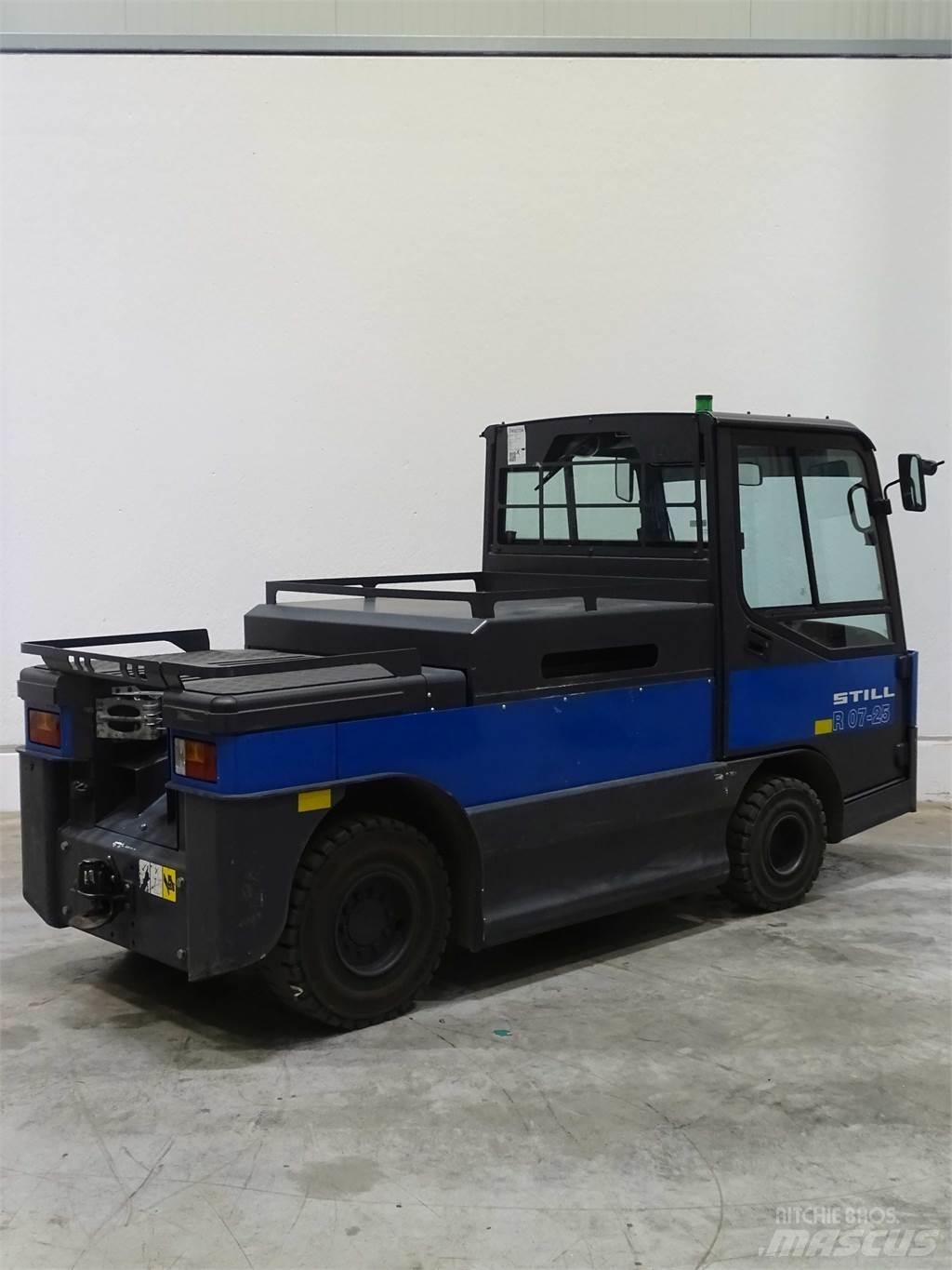 Still R07-25 Towing truck