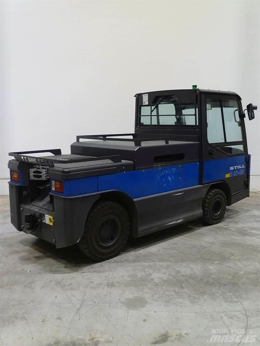 Still R07-25 Towing truck