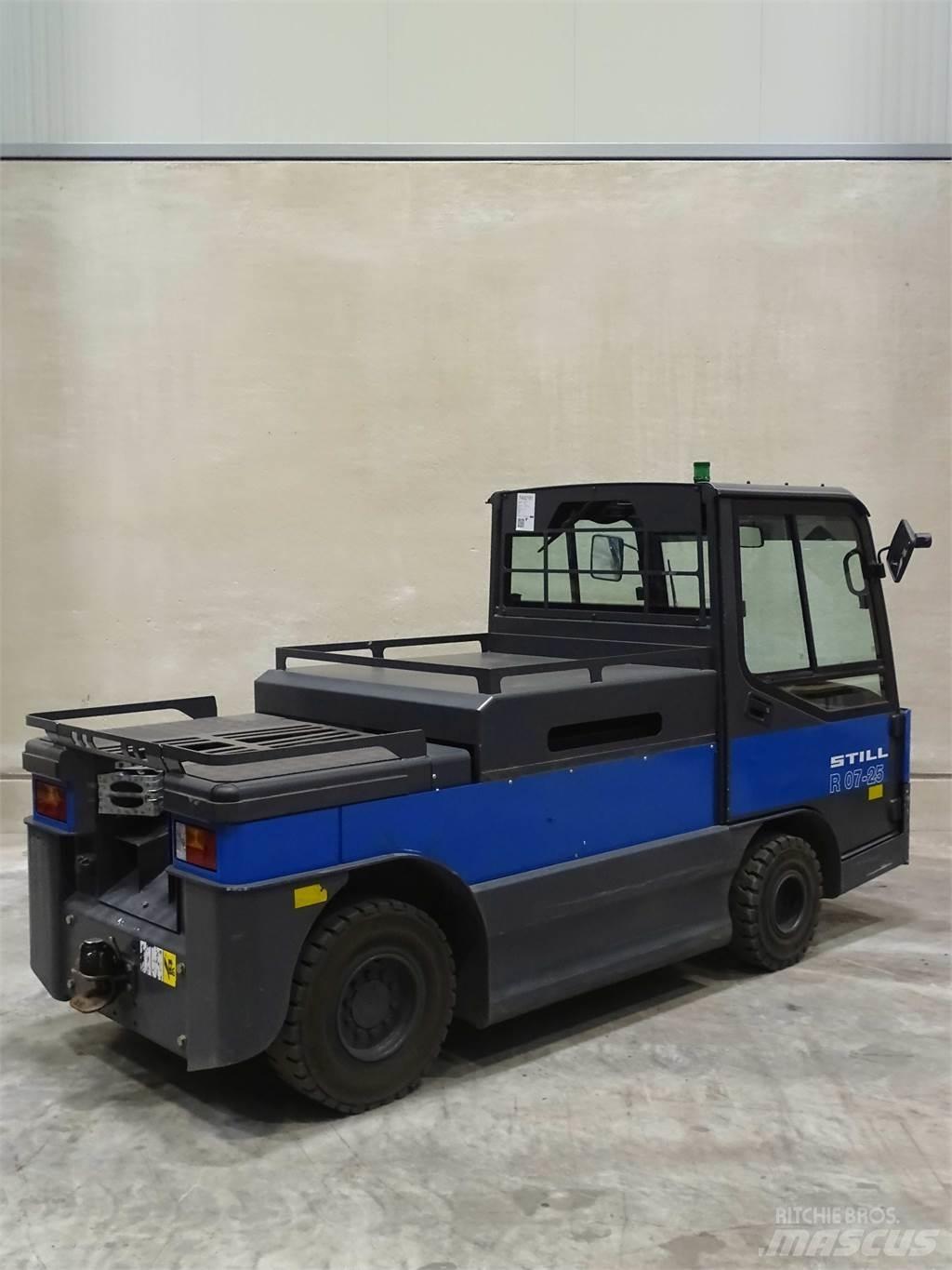 Still R07-25 Towing truck