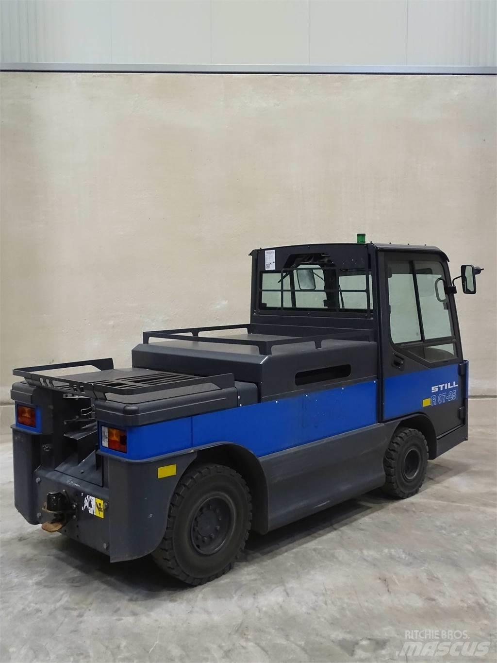 Still R07-25 Towing truck