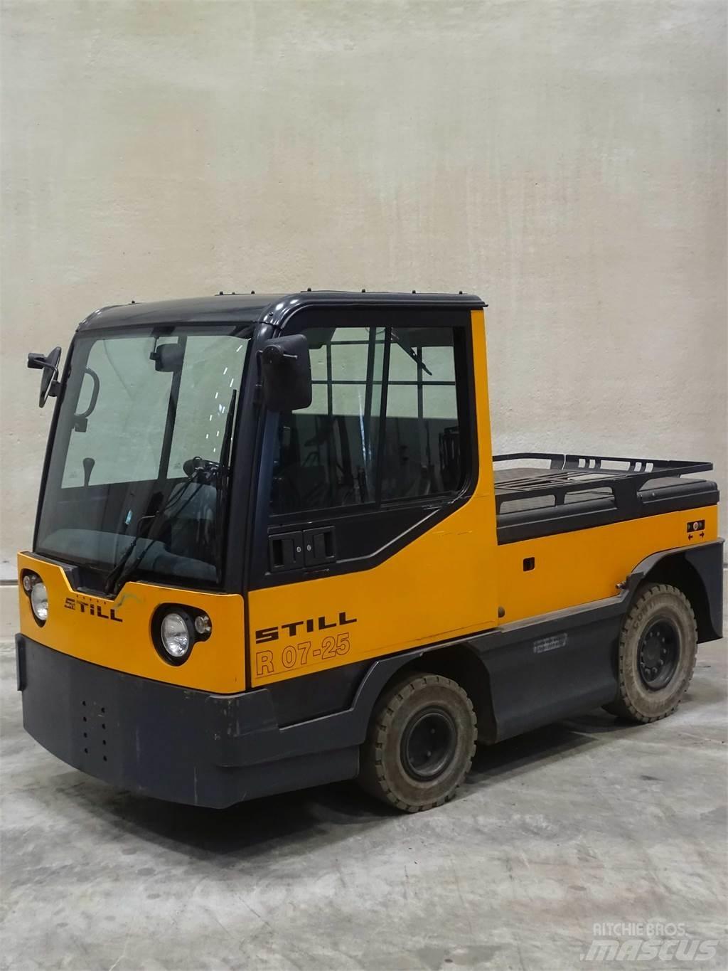 Still R07-25 Towing truck