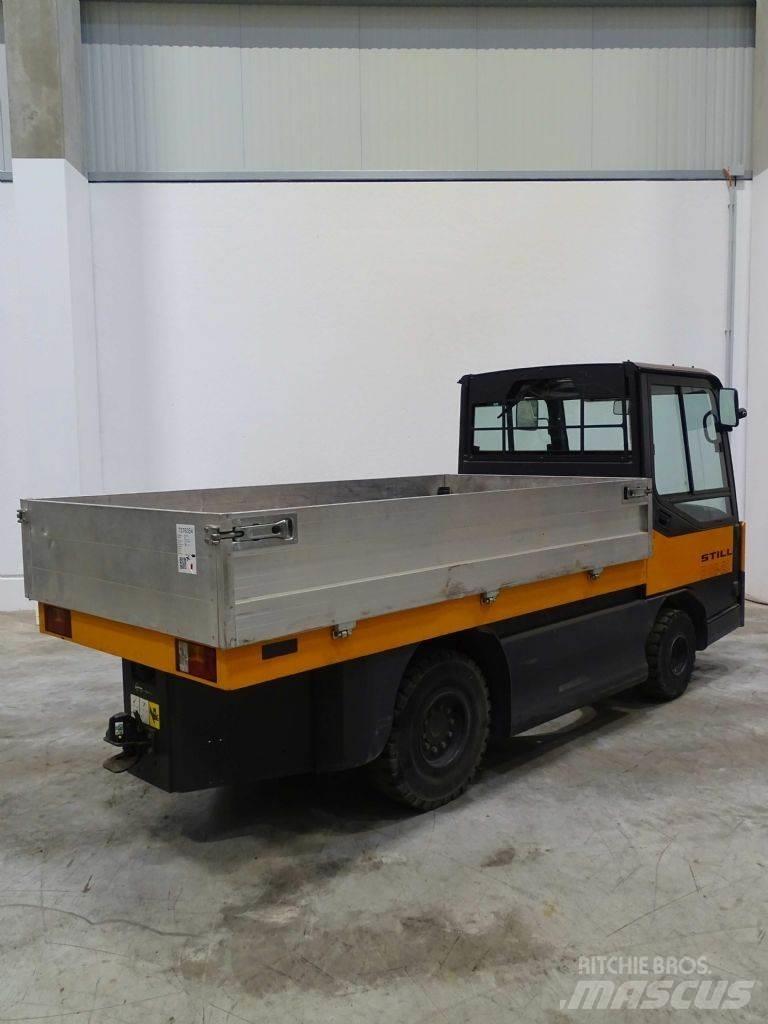 Still R08-20 Towing truck