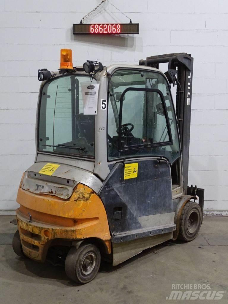 Still RX60-35 Electric forklift trucks