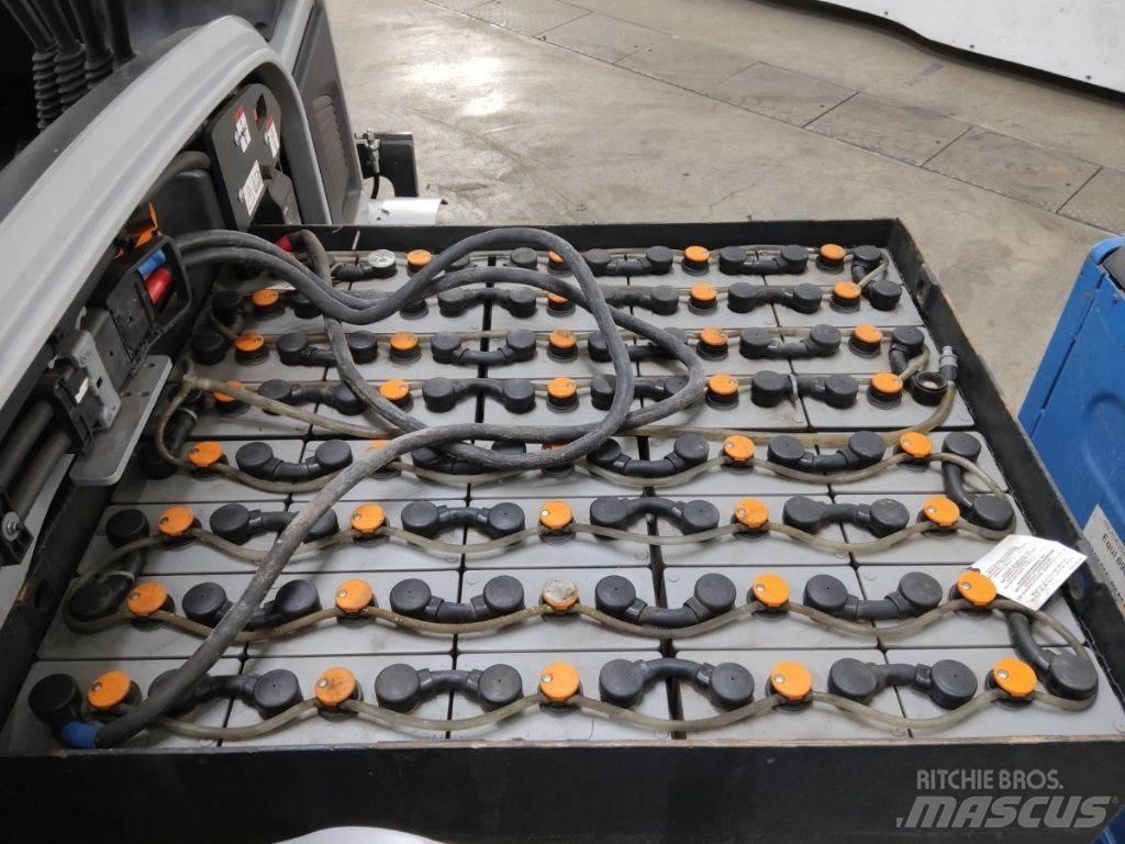 Still RX60-35 Electric forklift trucks