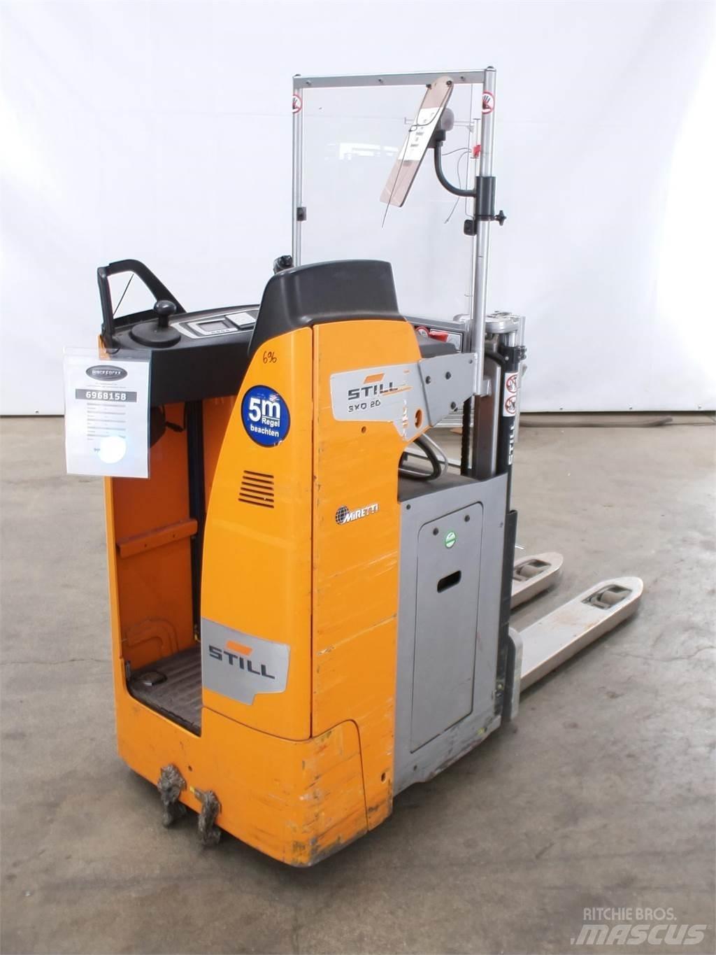 Still SXD20 Pedestrian stacker
