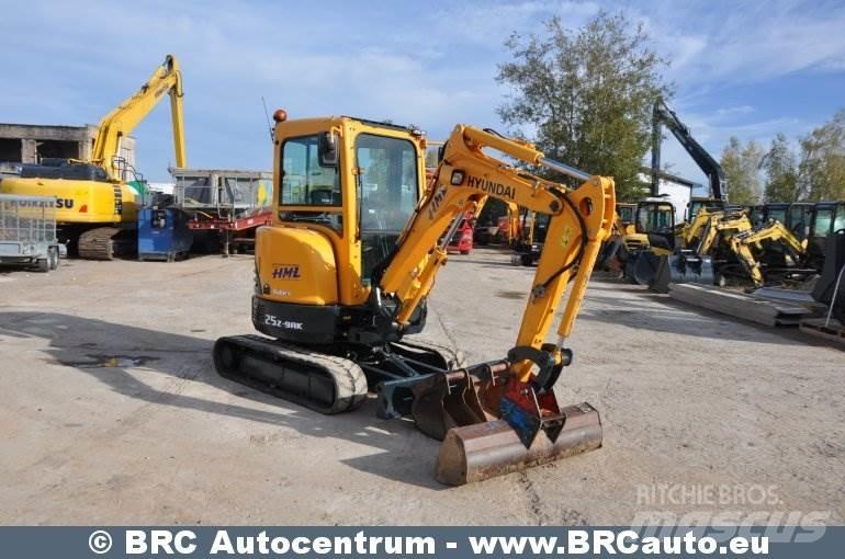 Hyundai R25Z-9AK Mini excavators < 7t