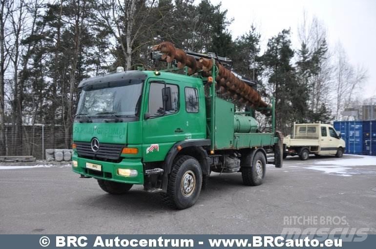 Mercedes-Benz Atego Crane trucks