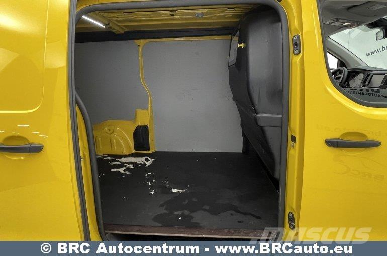 Opel Vivaro Box body