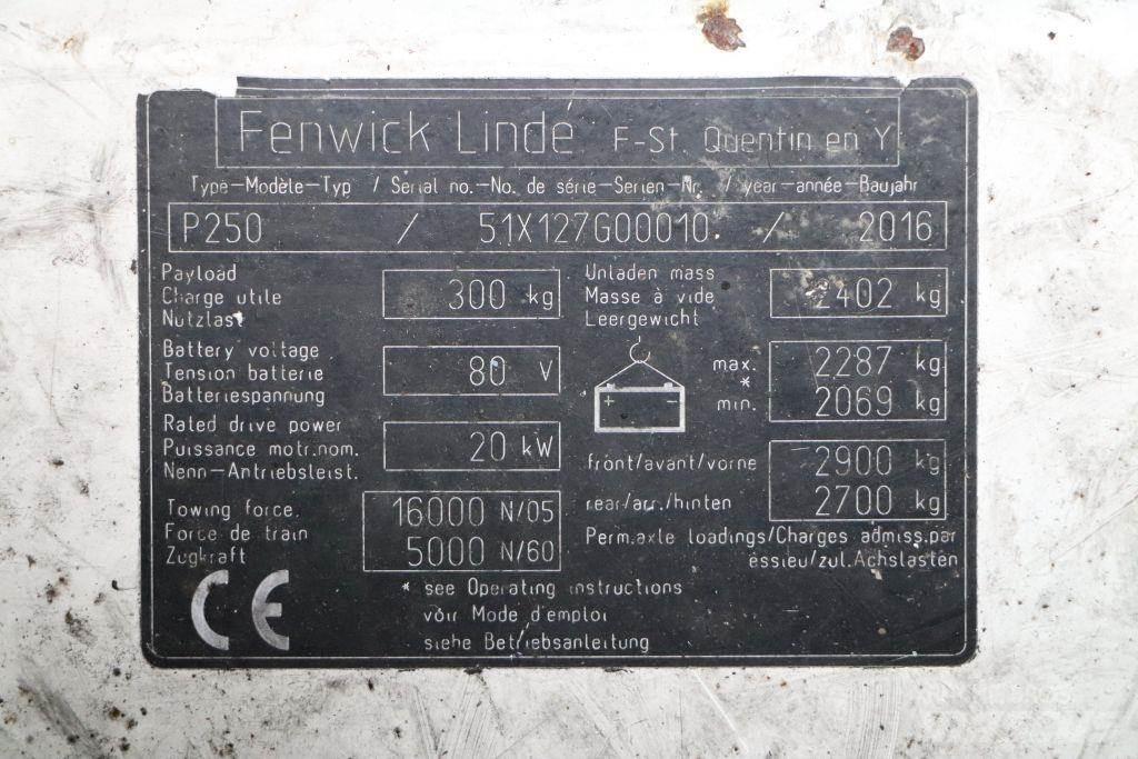 Linde P250 Towing truck