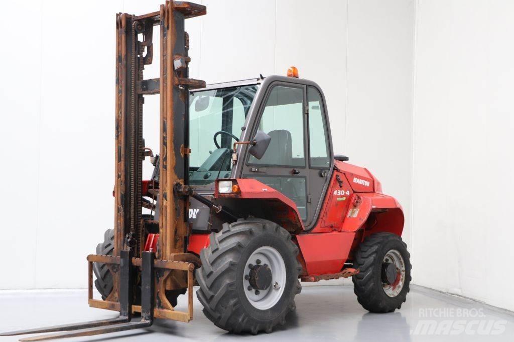Manitou M30-4 Rough terrain truck