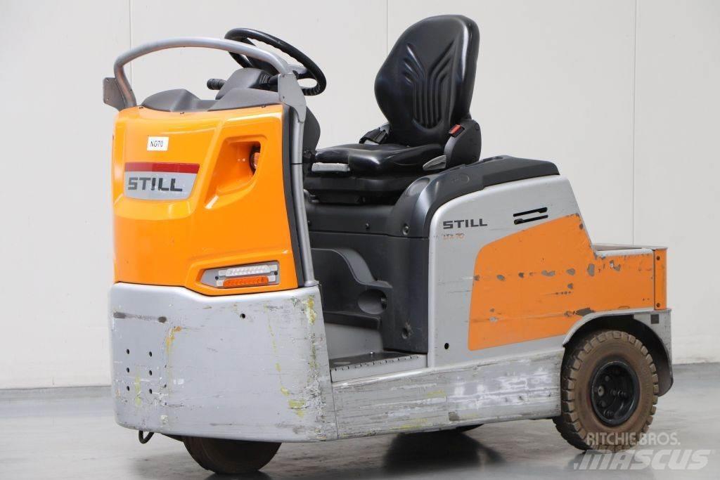 Still LTX70 Towing truck