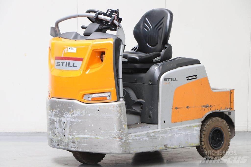 Still LTX70 Towing truck