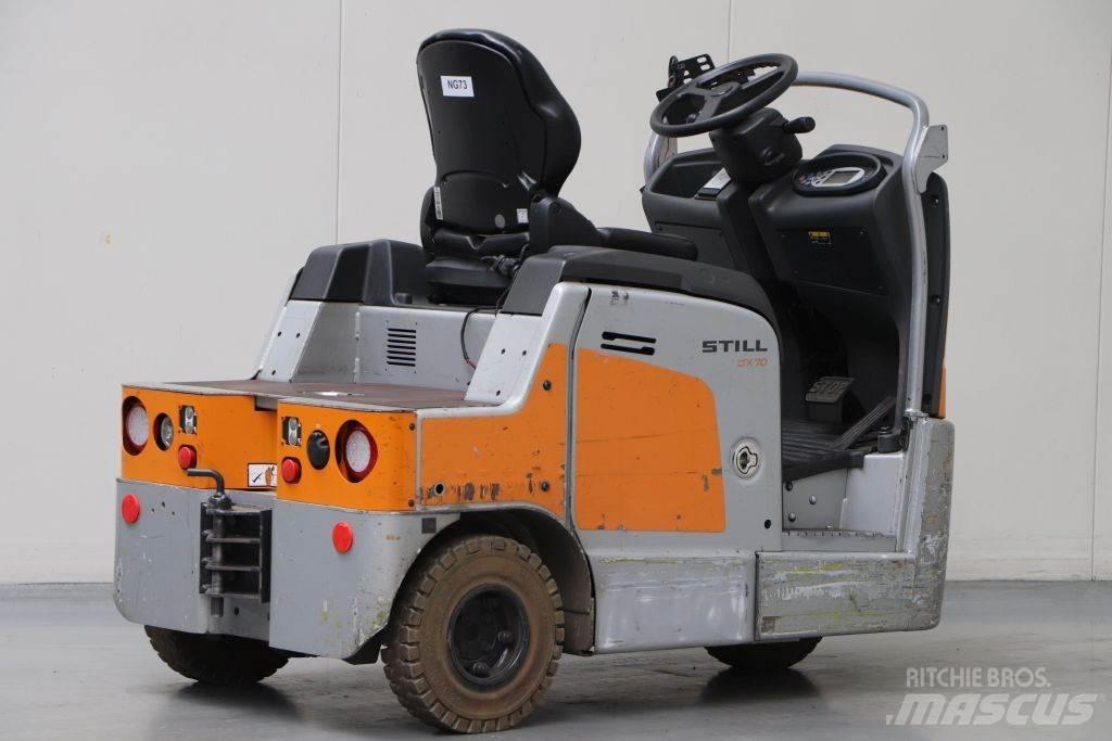 Still LTX70 Towing truck