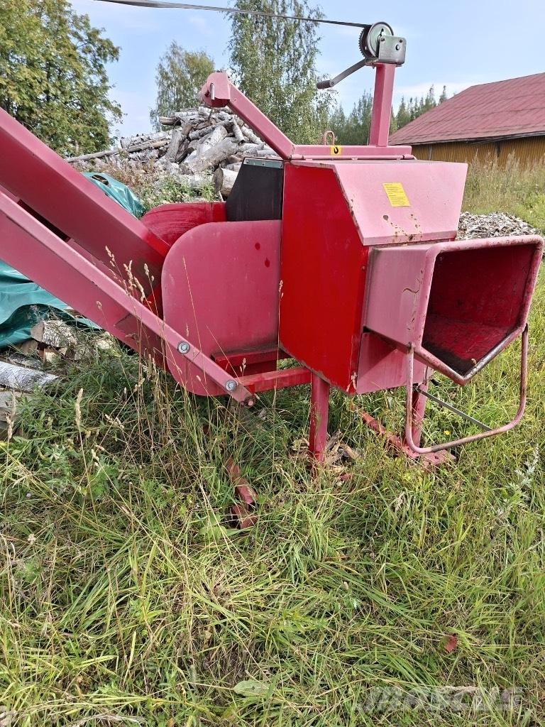 Pilkemaster Super Wood splitters, cutters, and chippers