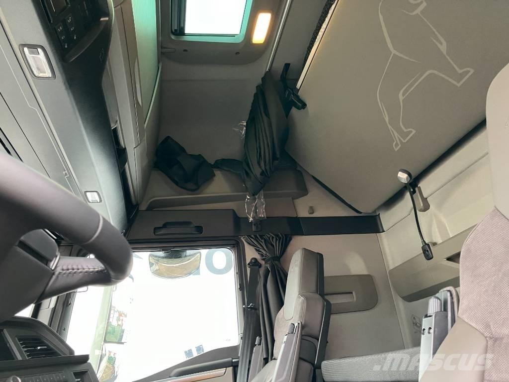 MAN TGX 26.520 Truck Tractor Units