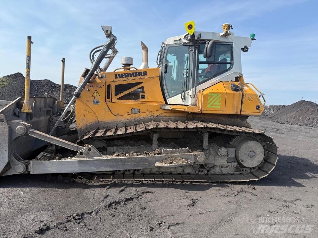 Liebherr 736 Crawler dozers