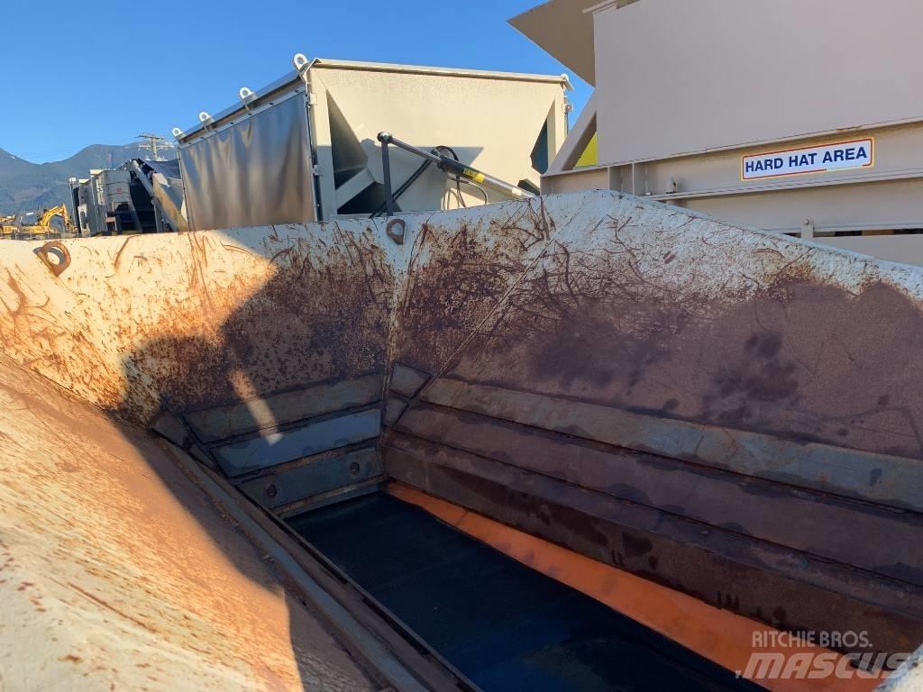 Telestack TC421R Conveyors