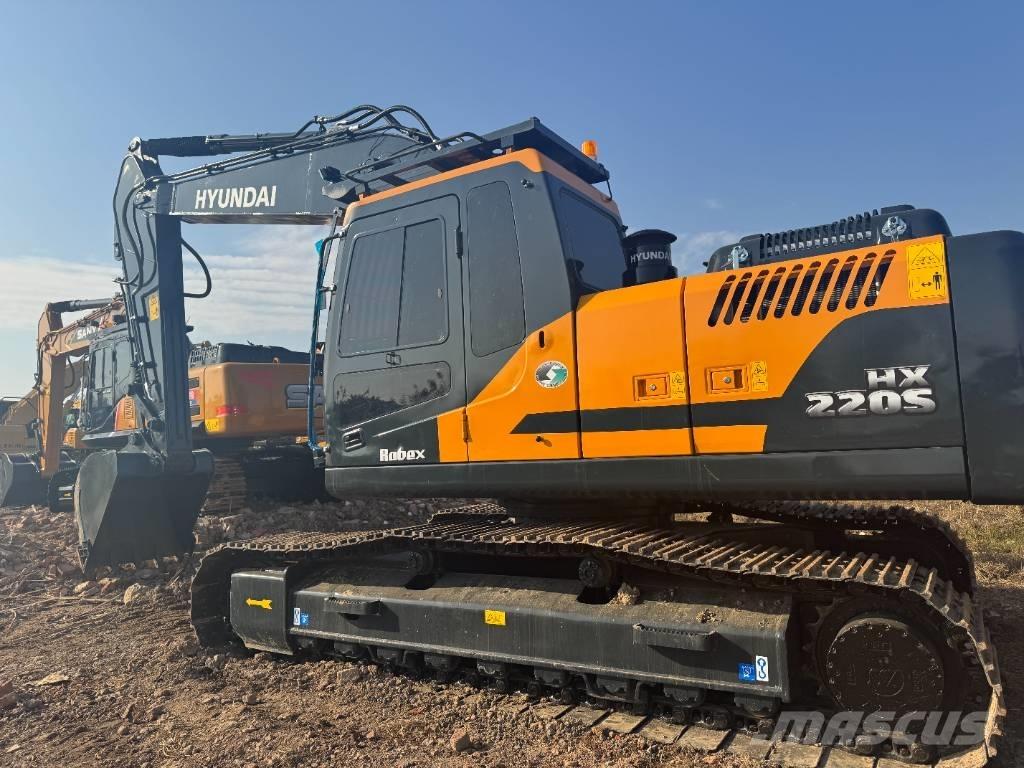 Hyundai HX 220 Crawler excavators