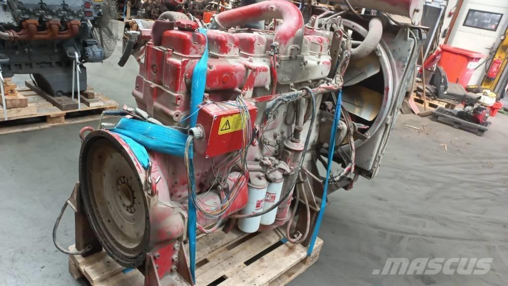 Volvo TD121G Engines