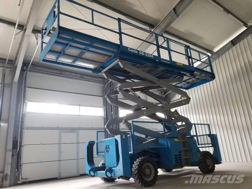 Genie GS3384 RT 4x4 Scissor lifts
