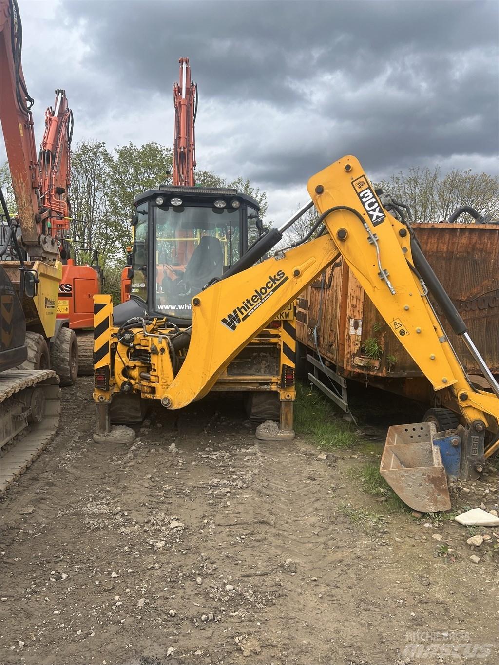 JCB 3 CX TLB's