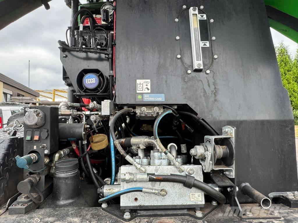 John Deere 1470 G Harvesters