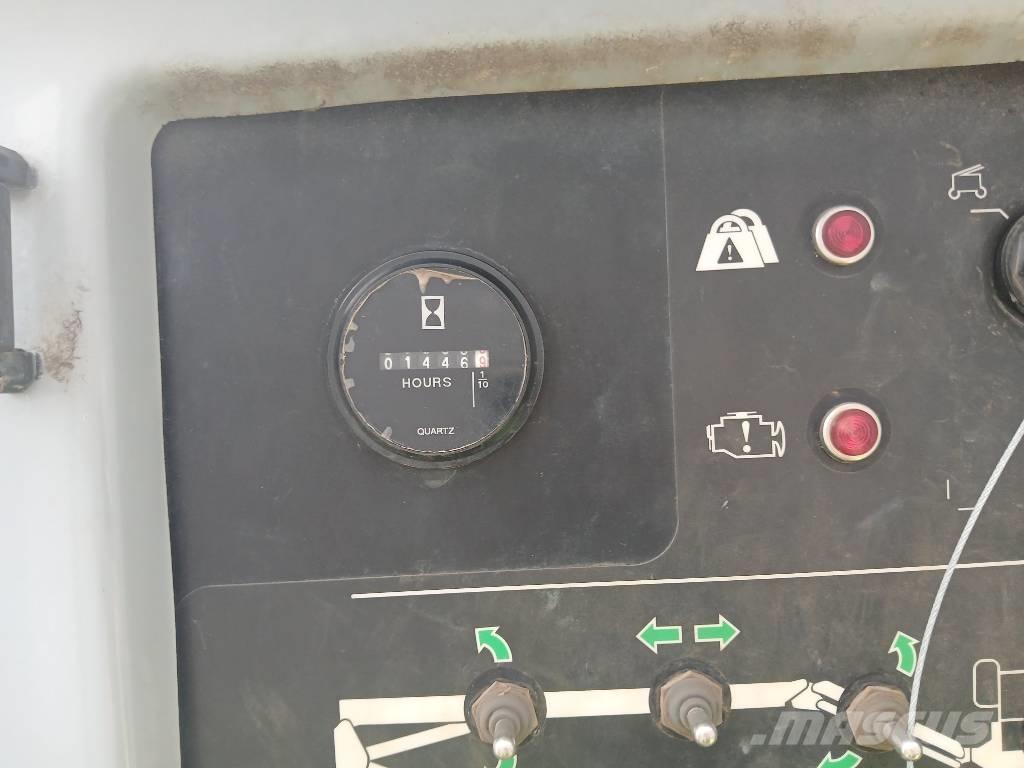 Genie Z 62/40 Articulated boom lifts