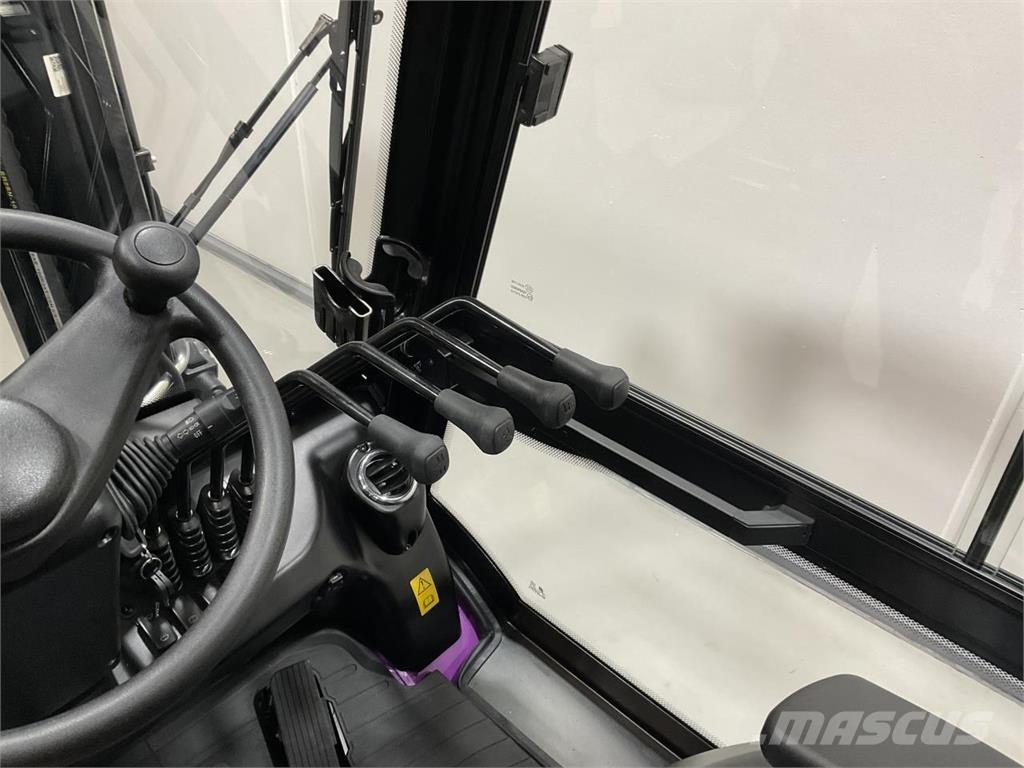  AntOn CBH 2.5 Electric forklift trucks