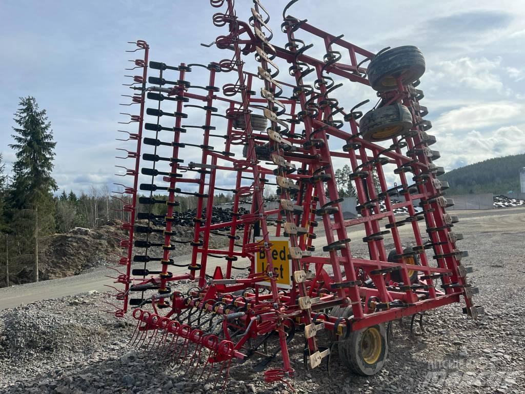 Väderstad NZA 1000 Power harrows and rototillers